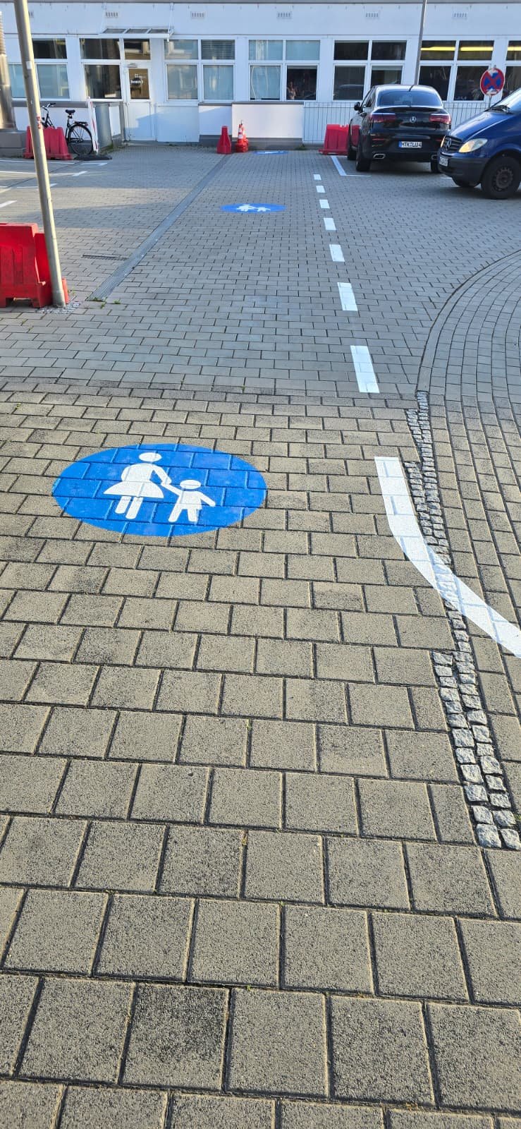 Sonderzeichen und Piktogramme – Projektbild 09